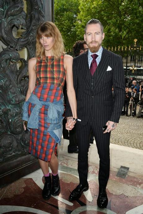 FRONT ROW AND NOMINATION FRONT ROW AND NOMINATION