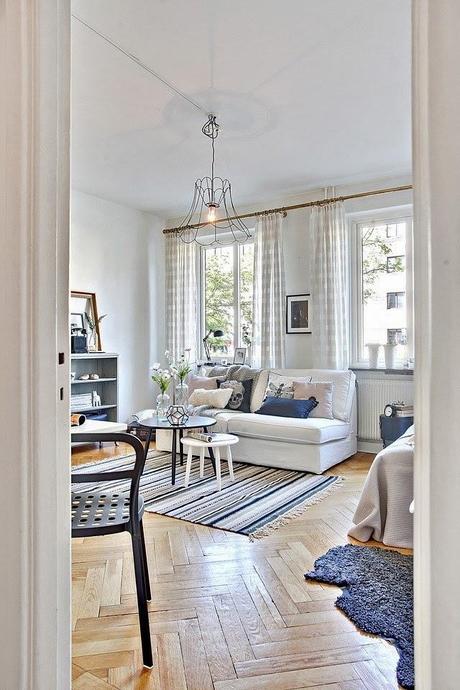 UN PEQUEÑISIMO ESTUDIO NÓRDICO EN BLANCO Y GRIS