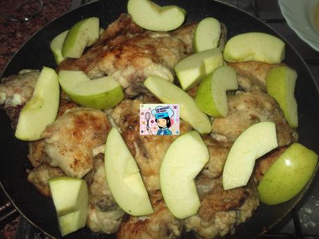 POLLO CON MANZANAS GOLDEN