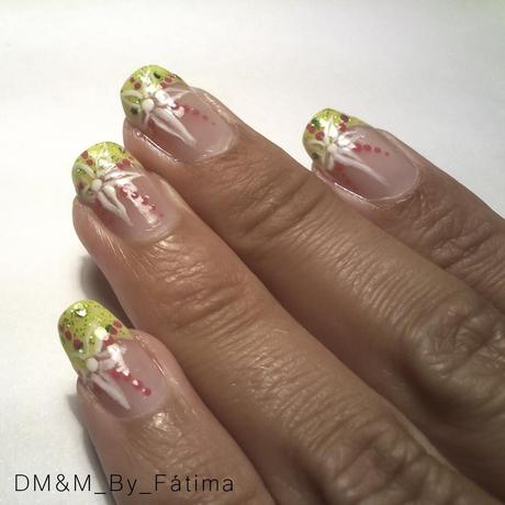 YELLOW  FLORAL  NAILS