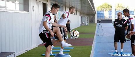 James se entrena con el Madrid