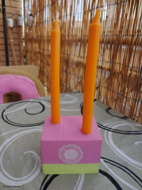 Portavelas con taco de madera