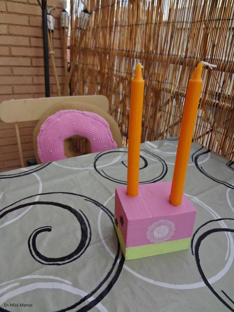 Portavelas con taco de madera