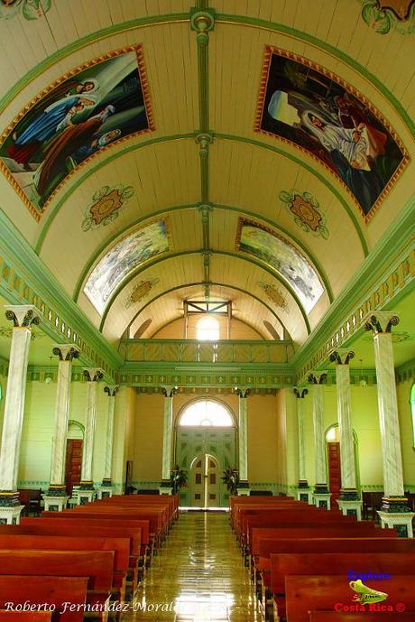 Iglesia de Laguna (Laguna de Zarcero, Alajuela)