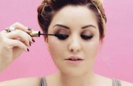 TIPS DE BELLEZA Y COMO APLICAR EL MAQUILLAJE