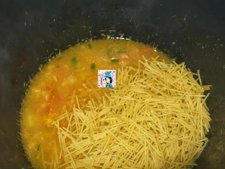 FIDEOS CON ALMEJAS EN MI OLLA ERIKA