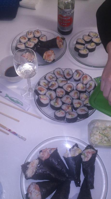 Sushi japonés listo para comer