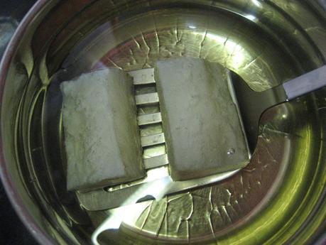 BACALAO CON AJOBLANCO, ESPÁRRAGOS Y UVAS