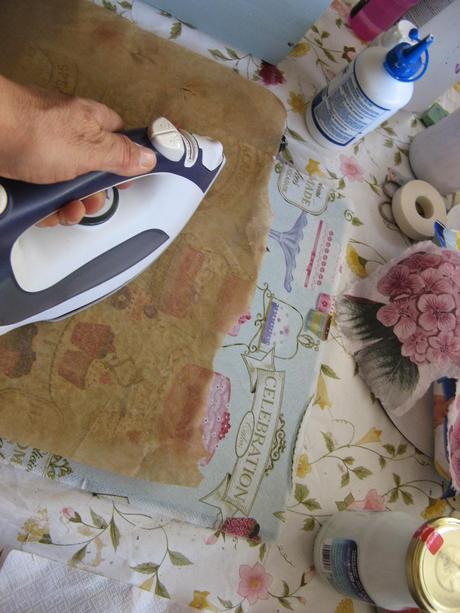 Chalky tono retro en una caja de vino