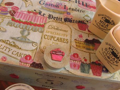 Chalky tono retro en una caja de vino