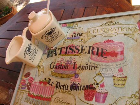 Chalky tono retro en una caja de vino