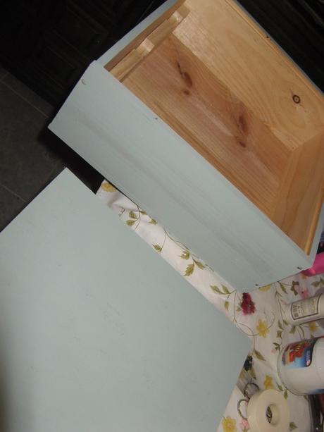 Chalky tono retro en una caja de vino