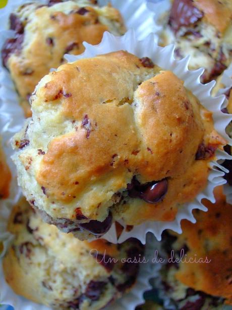 Muffins con coco y pepitas de chocolate