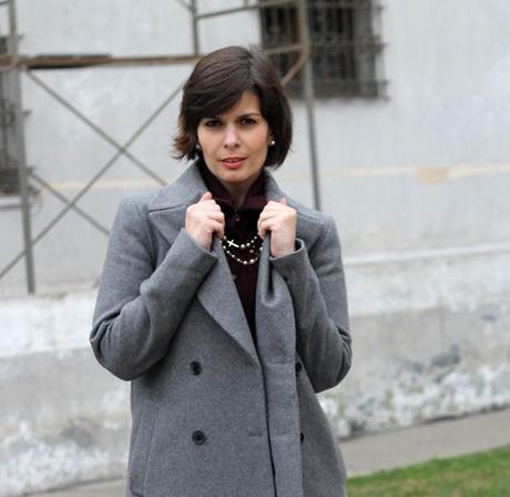 Mis Looks - De gris y borgoña