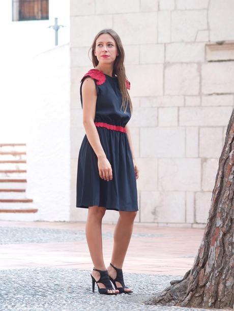 II RED ROSE BY ANTIA FERREIRO