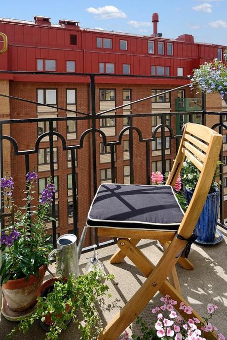 piso sueco decoración piso nórdico muebles reciclados en blanco muebles de diseño muebles blancos decoración sueca decoración sencilla nórdica decoración interiores nordicos escandinavos blog decoración nórdica 