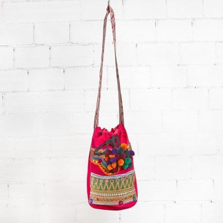 bolso-bombonera-en-color-negro