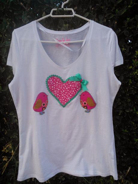 CAMISETA DECORADA POLLITOS