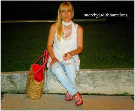 WALK IN BARCELONA WALK IN BARCELONA