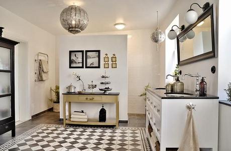 Sanitarios Rusticos  /  Rustic Bathrooms