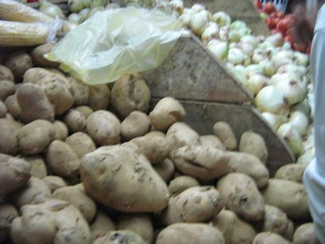 El RECREO - Las Delicias se queja del pesaje en el Mercado Popular en la Avenida Los Mangos