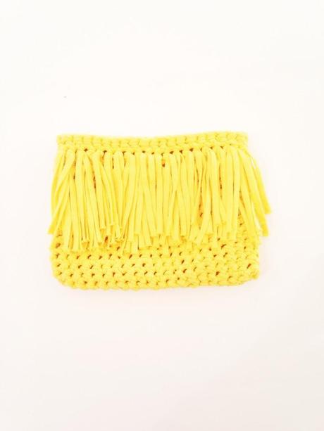 bolso-de-trapillo-con-flecos