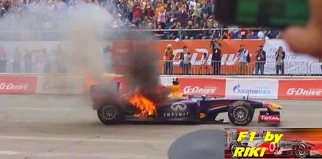 SE INCENDIA EL RB7 DE RED BULL EN UNA EXHIBICION EN RUSIA