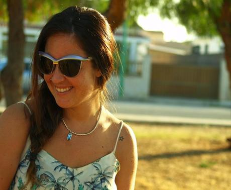 White, palms and pineapples...