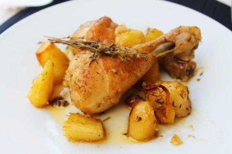 Cocina para cada día. Pollo al horno con tomillo y patatas súper fácil.