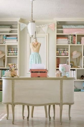 MI CRAFT ROOM.