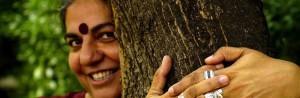 Vandana Shiva, actualmente asesora al gobierno de Bután en su trnsformación hacía el primer estado orgánico del  mundo