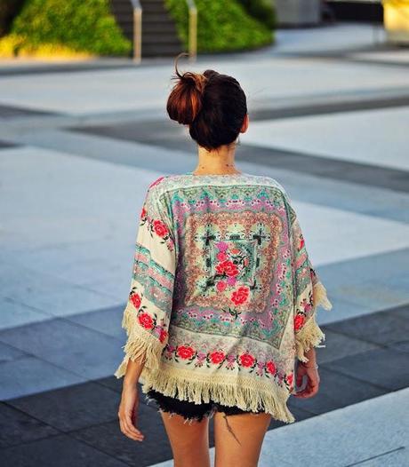 TENDENCIA: KIMONO TENDENCIA: KIMONO