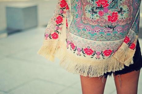 TENDENCIA: KIMONO TENDENCIA: KIMONO
