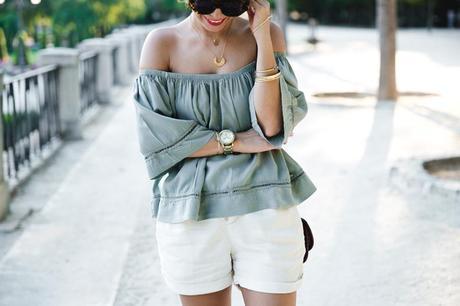 OFF SHOULDER TOP off_the_shoulders_top-White-outfit-wedges-street_style-59