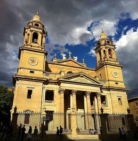 catedral-pamplona-fachada