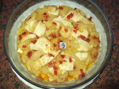 MIS PATATAS AL AJILLO CON CHORIZO Y QUESO EN MICROOND