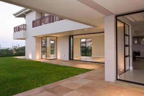 Casa Watt en Estilo Minimalista /  Watt House in Minimal Style