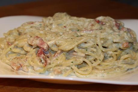 Spaghettis en salsa de champiñones