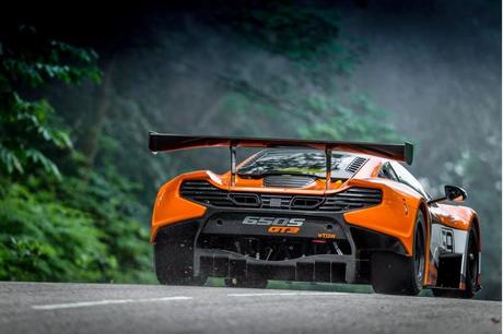 McLAREN PRESENTA SU NUEVO DEPORTIVO; EL 650S GT3