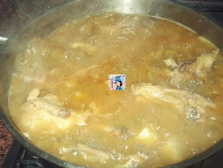 POLLO CON GUISANTES