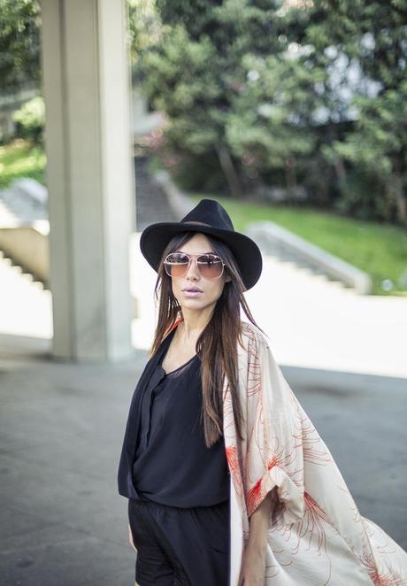 street style barbara crespo kimono front row shop sendra boots jumpsuit black fashion blogger outfit blog de moda street style barbara crespo kimono front row shop sendra boots jumpsuit black fashion blogger outfit blog de moda