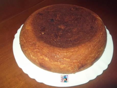 MI BIZCOCHO CON SIROPE DE FRESA EN MI OLLA ERIKA
