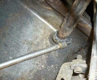 COMO CAMBIAR LA BOMBA DE COMBUSTIBLE DE TU AUTOMOVIL