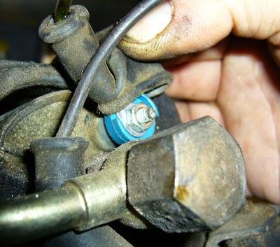 COMO CAMBIAR LA BOMBA DE COMBUSTIBLE DE TU AUTOMOVIL