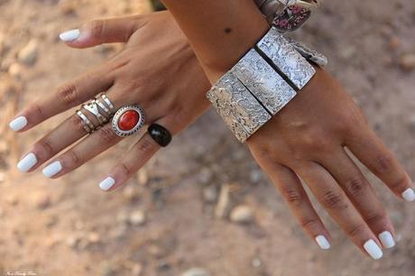 OUTFIT RIPPED SHORTS