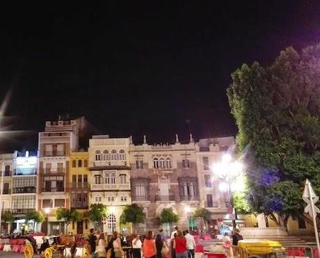 Sevilla, la noche que enamora.