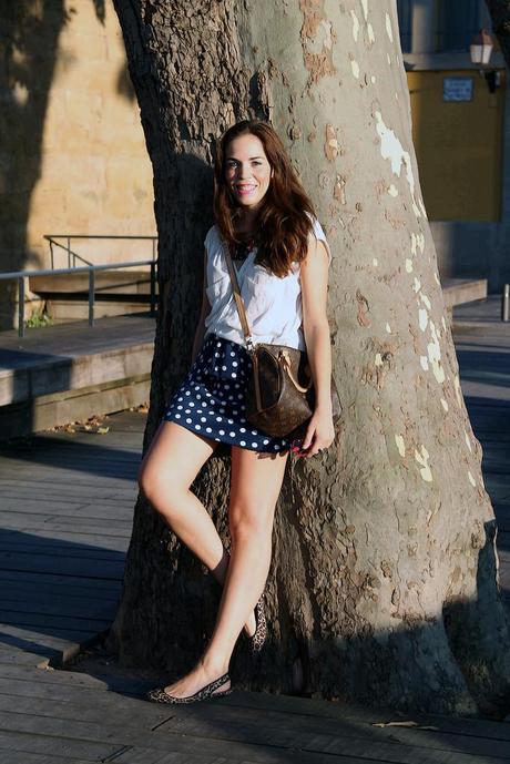 FALDA NEOPRENO CON LUNARES throughmycloset1