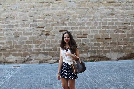 FALDA NEOPRENO CON LUNARES IMG_1146