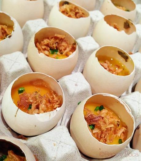 huevos, ceps, berenjena y cebolla