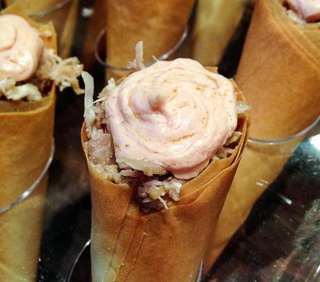 cucurucho de pollo pota blava y foie